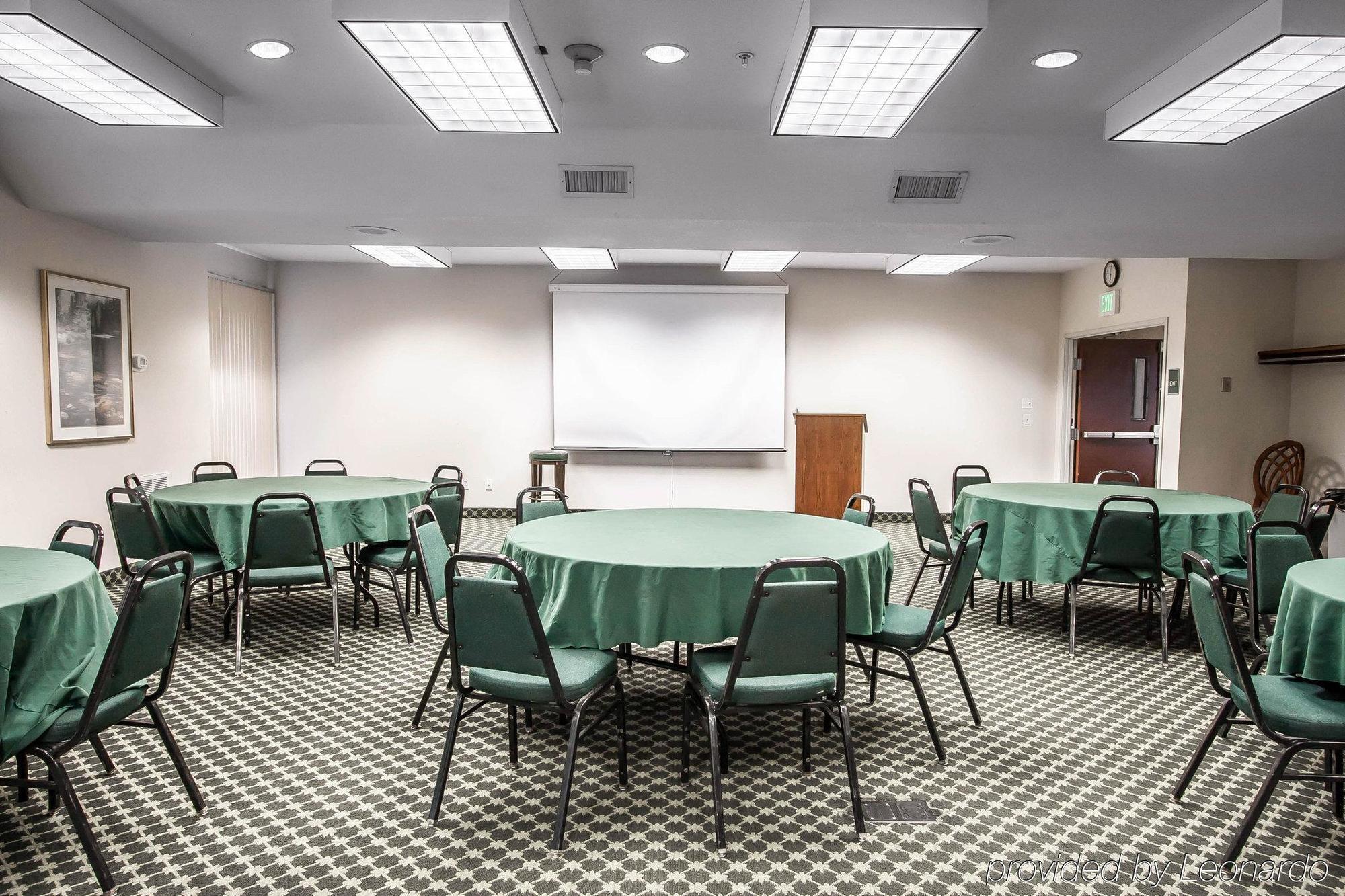 Clarion Hotel Portland International Airport Dış mekan fotoğraf