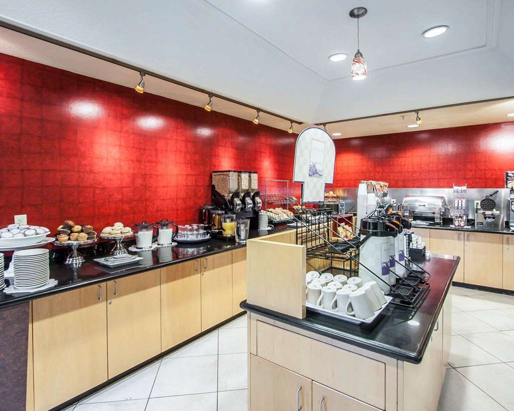 Clarion Hotel Portland International Airport Restoran fotoğraf